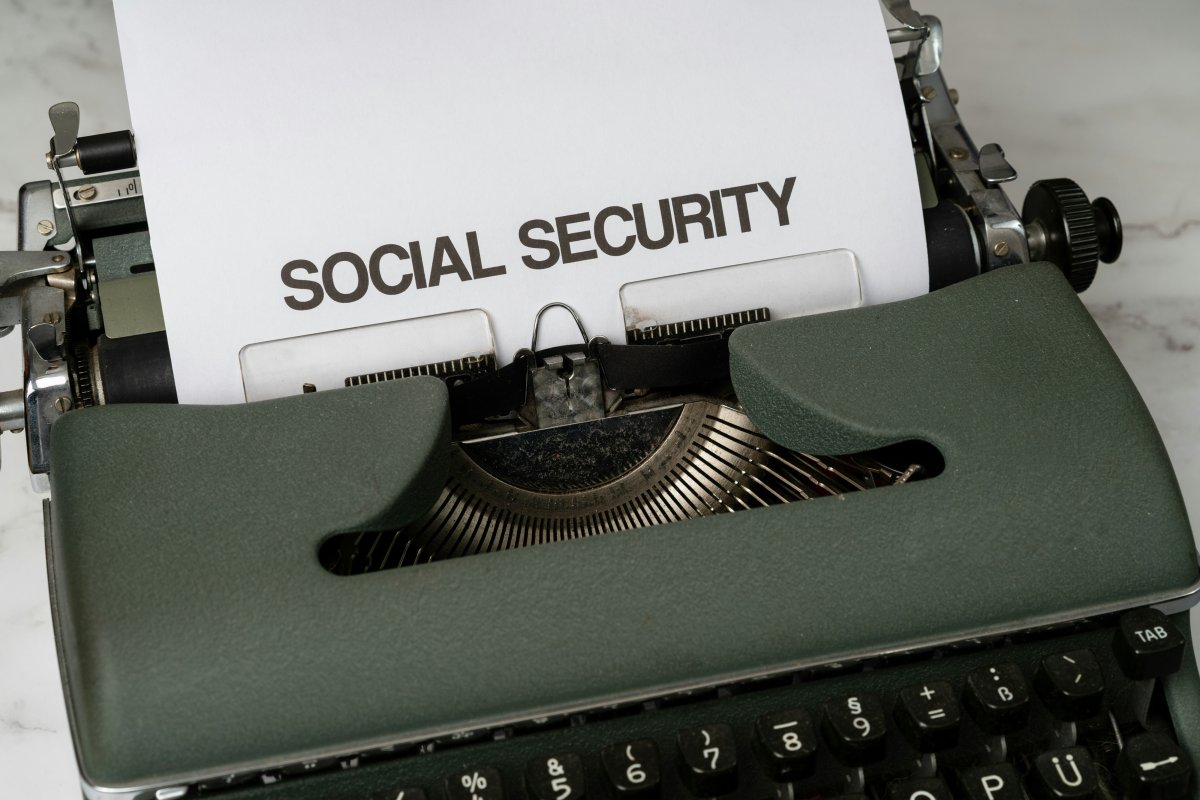 Social Security Optimization: When to Claim, When to Delay